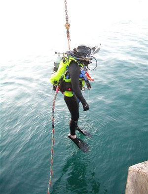 SOS Marine’s Divers Recovery Vest scoops industry awards